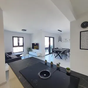 Betty's Luxus - 2 Pools Trogir